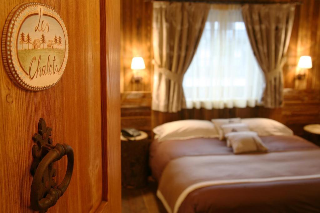 Hotel Letterario Locanda Collomb La Thuile Habitación foto